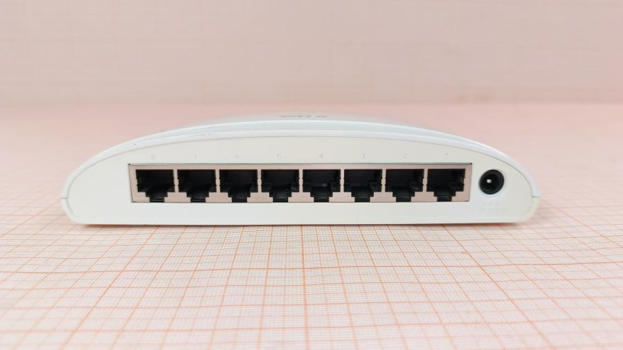 223-074-001 Коммутатор неуправляемый D-LINK DGS-1008D/G1 #6