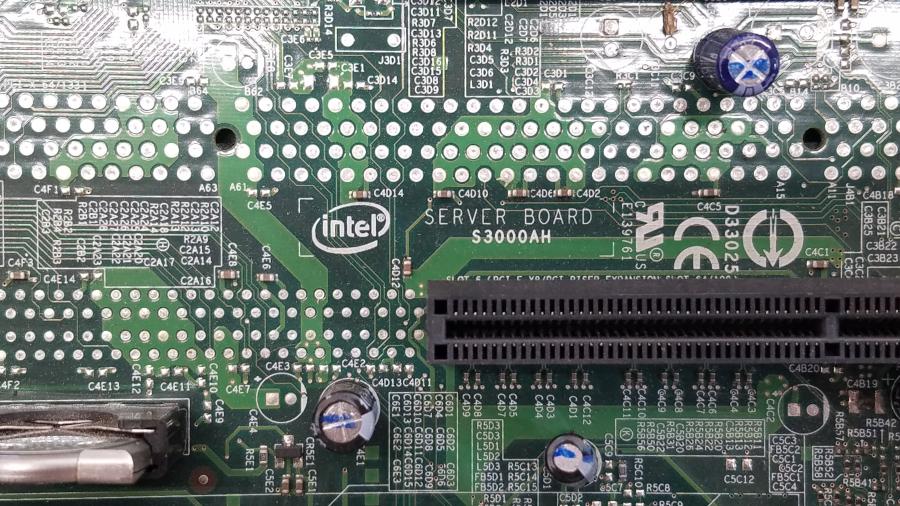 223-076-001 Сервер INTEL 2U S3000AH #10