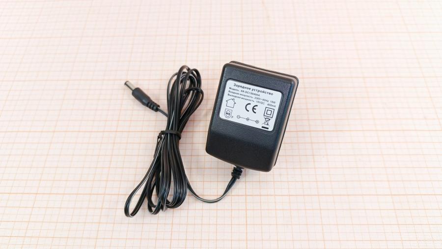 223-113-001 СЗУ для мобильных устройств  STURM XR-DC150400A #1