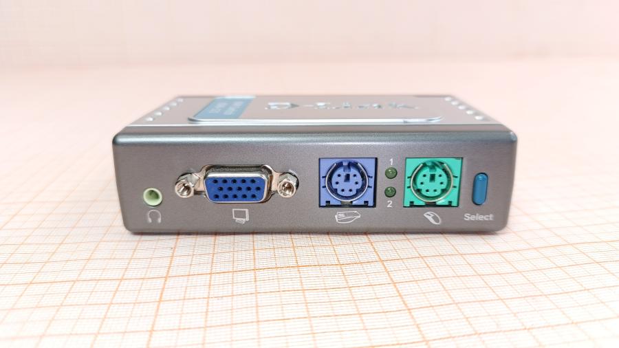 223-123-001 Свитч KVM D-LINK KVM-121 #3