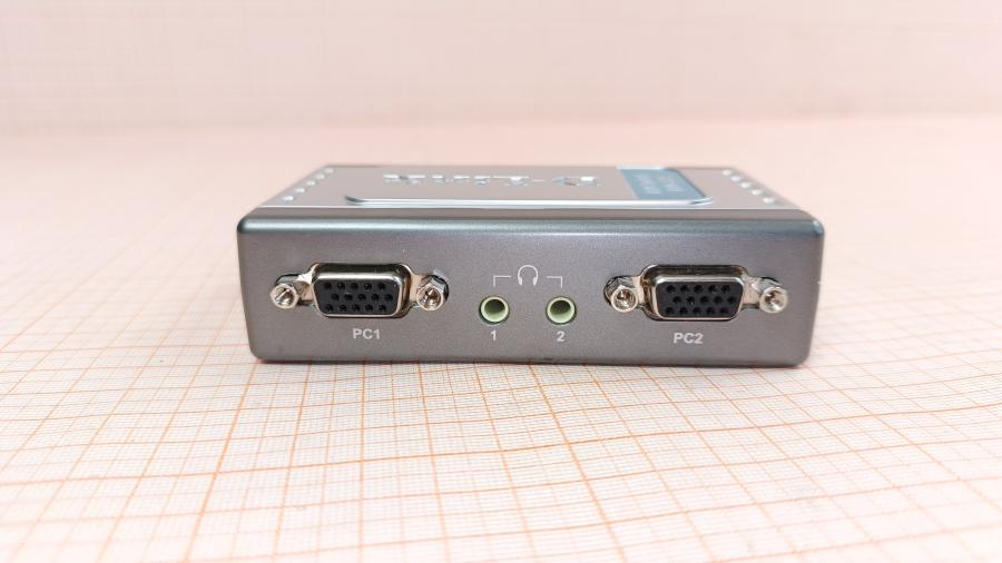 223-123-001 Свитч KVM D-LINK KVM-121 #4