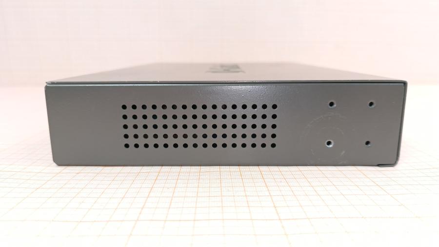 223-125-001 Коммутатор неуправляемый D-LINK DES-1016D #6