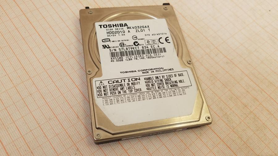 057-010-001 HDD 2.5" IDE TOSHIBA MK4032GAX #1