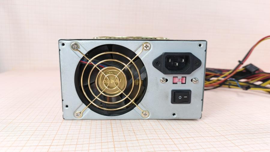 226-026-002 БП ATX v2.0 ANTEC TRUEPOWER 2.0 TP2-550EPS12V #3