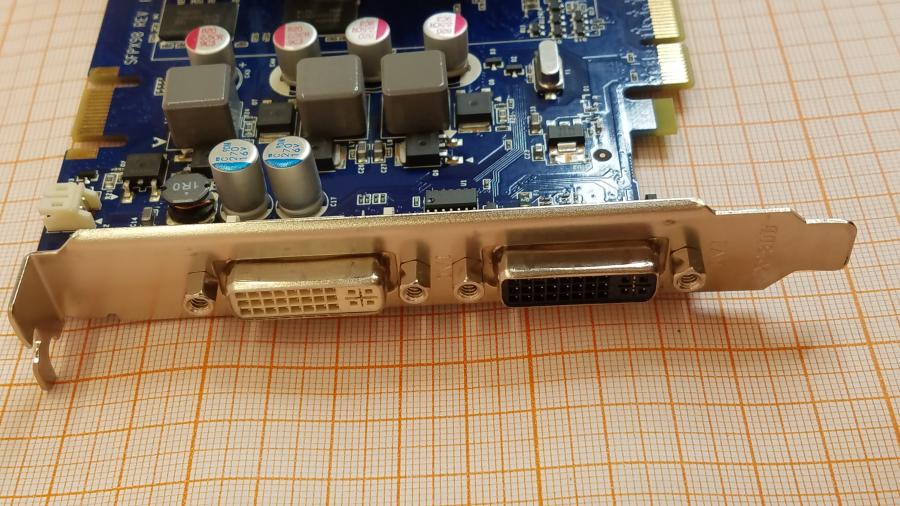 225-004-001 Системный блок HP Z200 #15