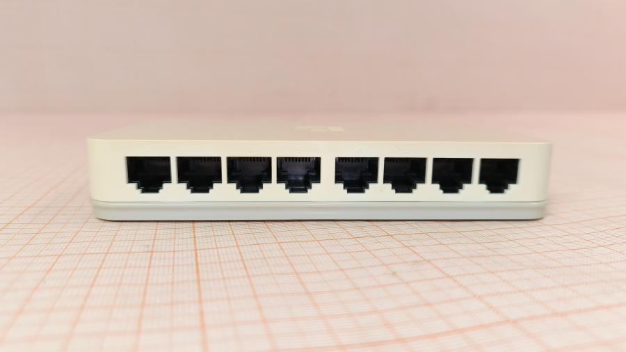 226-030-001 Коммутатор неуправляемый D-LINK DES-1008A #6