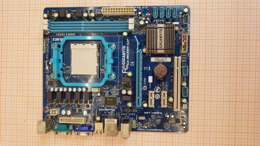 219-267-001 MB Socket AM3 GIGABYTE GA-M68MT-S2P+ #2