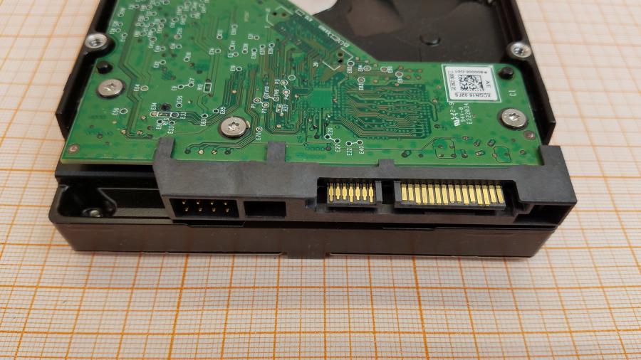 219-270-001 HDD 3.5" SATA Western Digital NASware 3.0 WD10EFRX #4