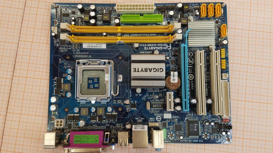 223-135-001 MB LGA 775 GIGABYTE GA-G41M-ES2L #2