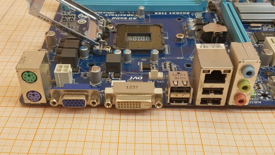 223-151-001 MB LGA 1155 GIGABYTE GA-H61M-DS2 DVI #4