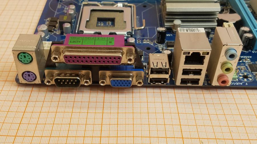 223-135-004 MB LGA 775 GIGABYTE GA-G41M-ES2L #4