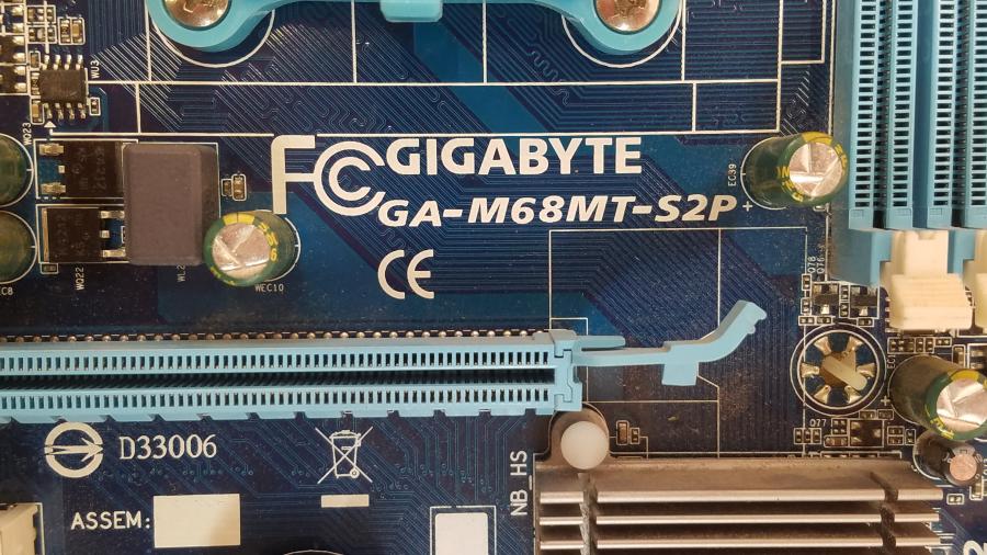 223-163-001 MB Socket AM3 GIGABYTE GA-M68MT-S2P+ #3