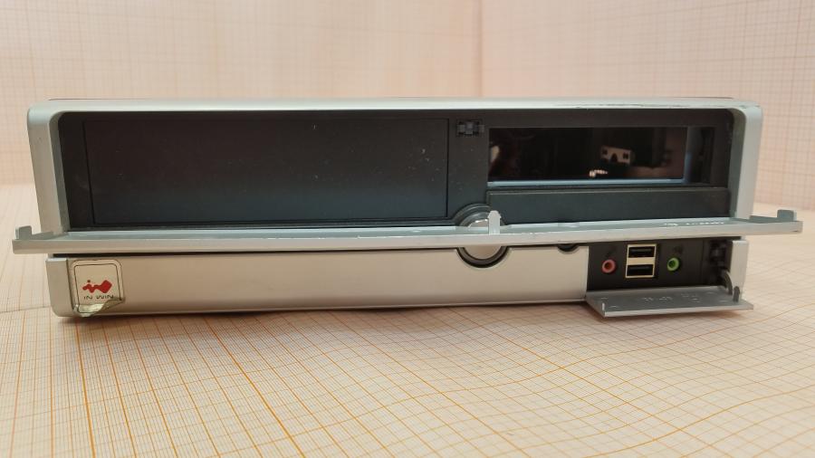 223-164-001 Small Form Factor INWIN BT611 #3