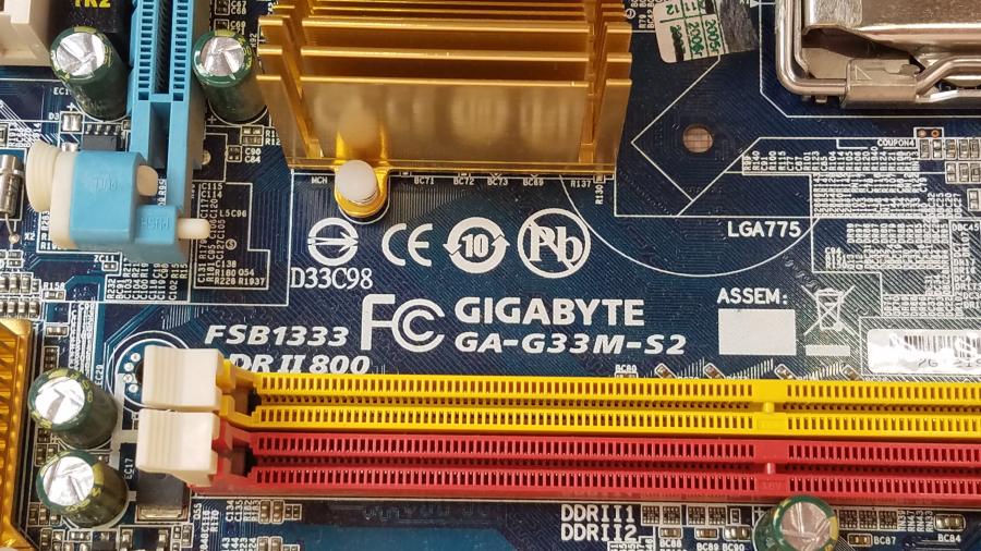 223-186-001 MB LGA 775 GIGABYTE GA-G33M-S2 #3