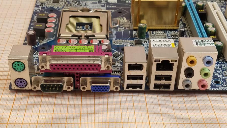 223-186-001 MB LGA 775 GIGABYTE GA-G33M-S2 #4