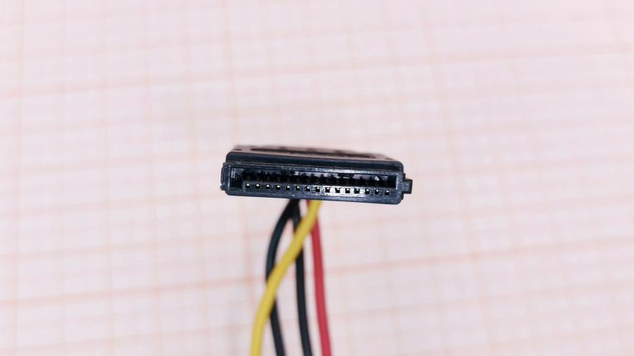 223-221-001 Переходник питания  MOLEX 4Pin - SATA 15Pin 0.1m #3