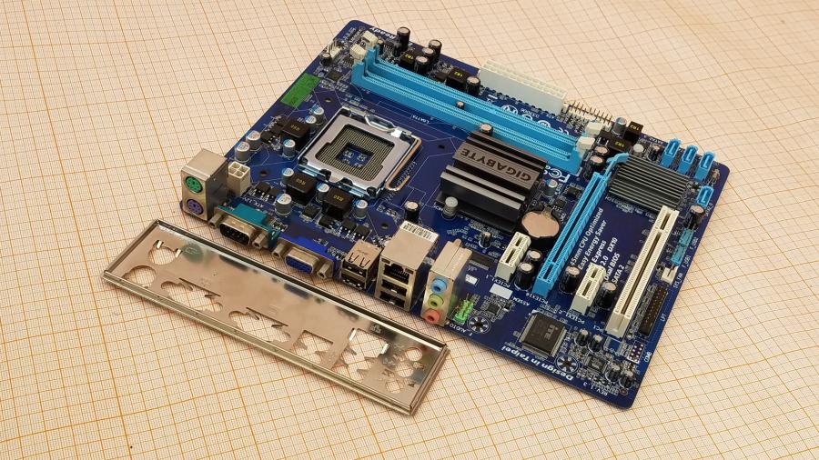 226-130-002 MB LGA 775 GIGABYTE GA-G41MT-S2 #1