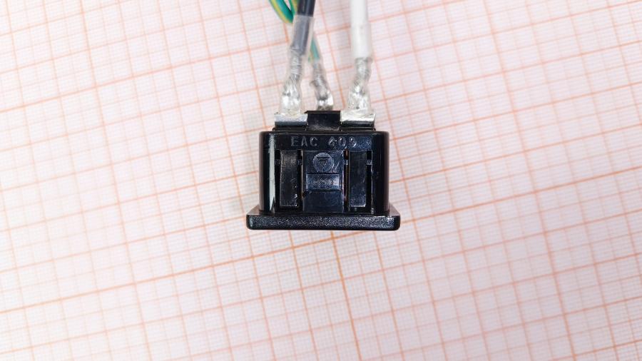 227-030-001 Разъем  IEC 60320 C14 250V 15A #4