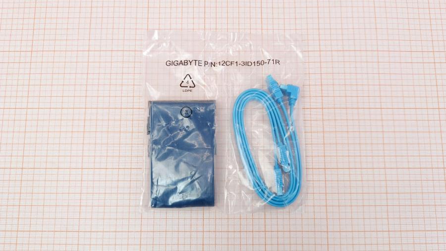 218-263-001 Кабель SATA GIGABYTE 12CF1-3ID150-71R #1