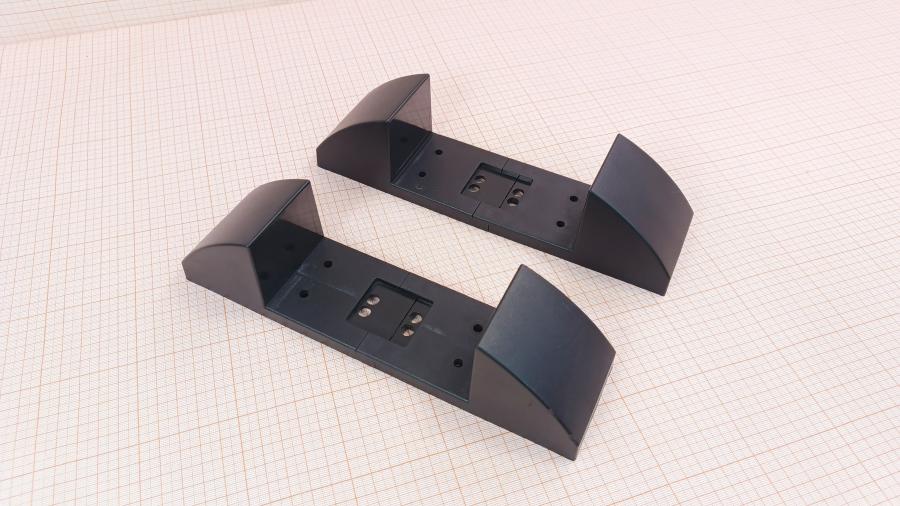 120-116-001 Ножки для ИБП APC 870-2880 / 870-2881 #1