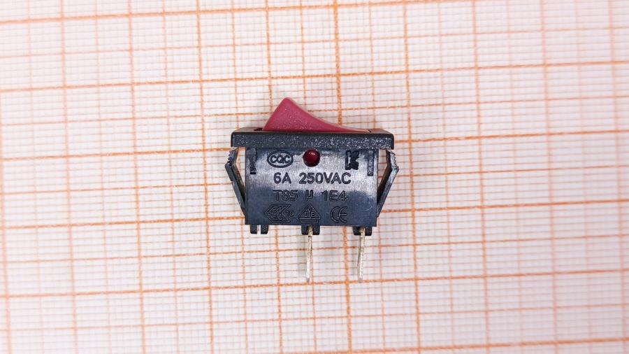 121-075-001 Переключатель перекидной  HONGJU 6A 250V 2C #4