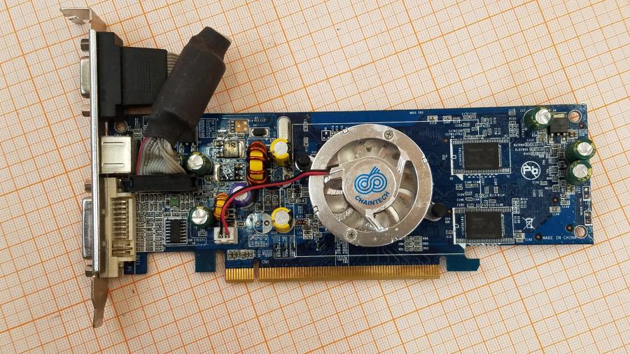 223-277-001 VGA PCI-E NVIDIA GeForce 7300 GS #2