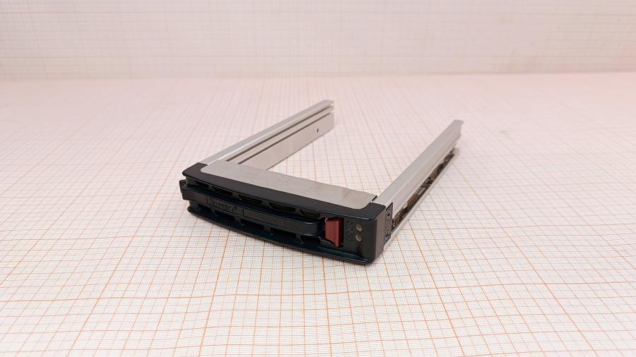 226-181-001 HDD-tray SuperMicro MCP-220-00092-0B #1