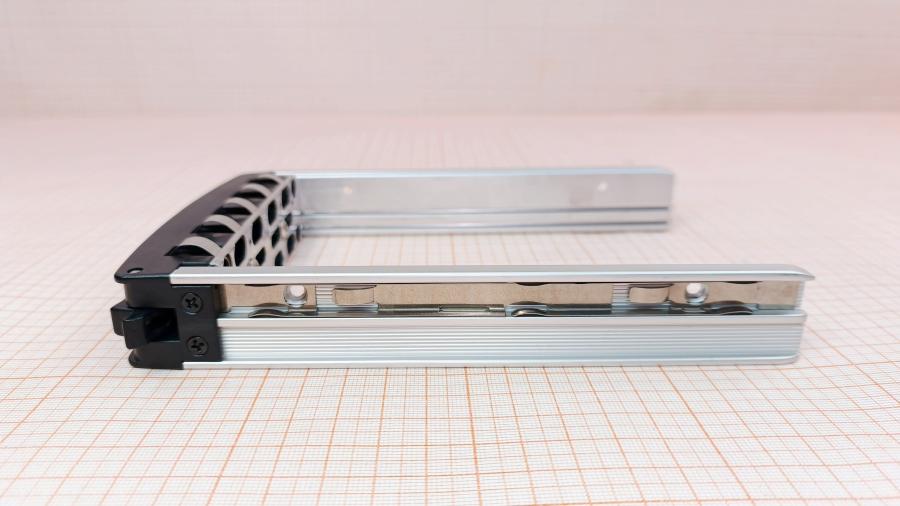 226-181-001 HDD-tray SuperMicro MCP-220-00092-0B #8