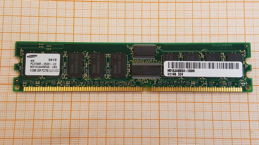 226-190-001 DDR1 DIMM ECC Reg SAMSUNG M312L6420EG0-CB3 #1
