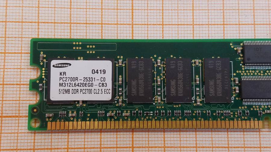 226-190-001 DDR1 DIMM ECC Reg SAMSUNG M312L6420EG0-CB3 #2