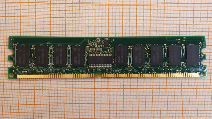 226-190-001 DDR1 DIMM ECC Reg SAMSUNG M312L6420EG0-CB3 #4