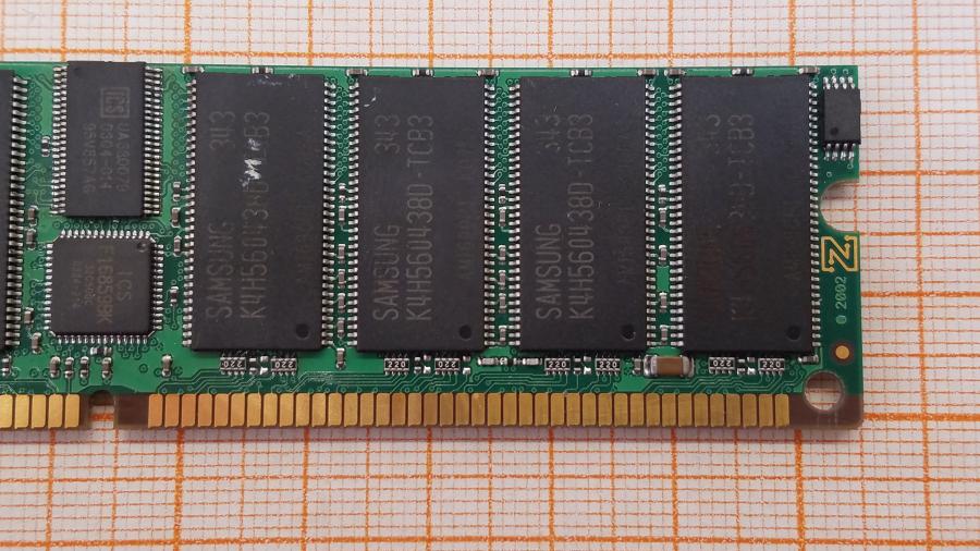 226-194-001 DDR1 DIMM ECC Reg NETLIST NL9647RD64042-D27J #3