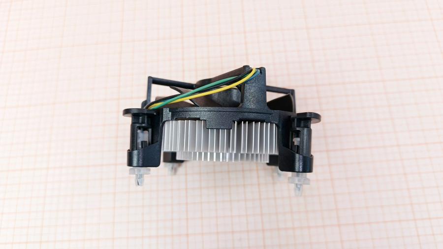 223-330-001 Cooler INTEL E97379-003 #3