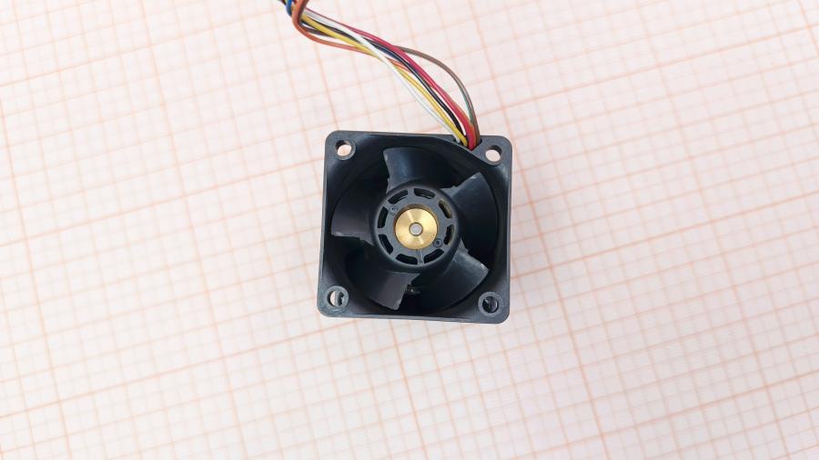 226-210-001 Hot Plug Fan DELTA GFB0412EHS #5