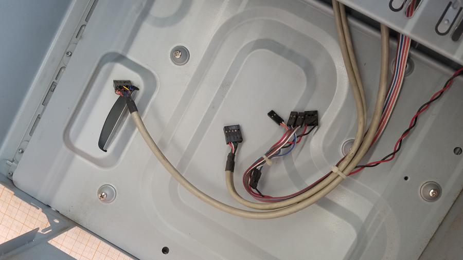 223-139-009 Корпус Tower ATX INWIN EMR002 #9