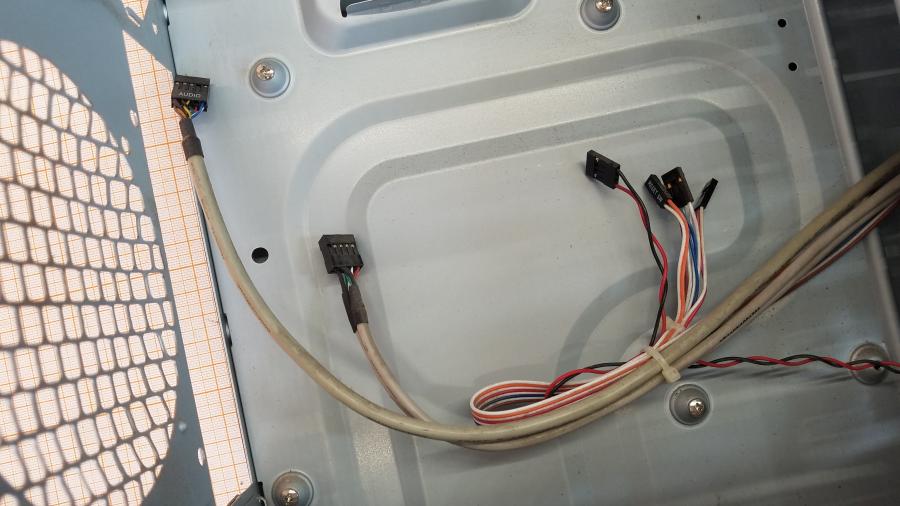 223-341-005 Корпус Tower ATX INWIN EMR006 #9