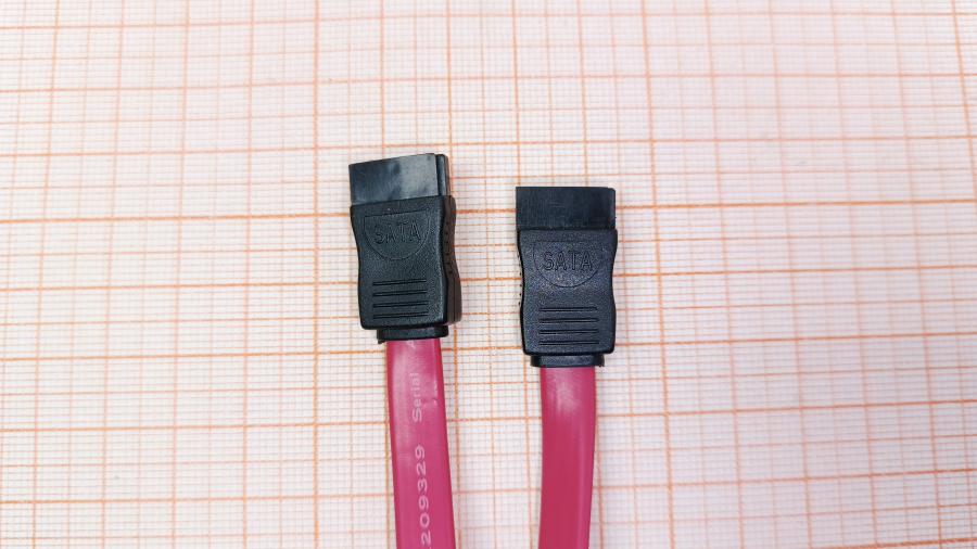 226-232-001 Кабель SATA  SATA 0.45M Red #2