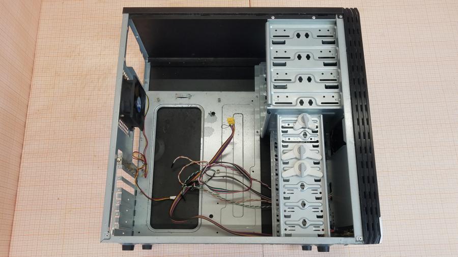 223-351-001 Корпус Tower ATX GIGABYTE GZ-KX1 #8