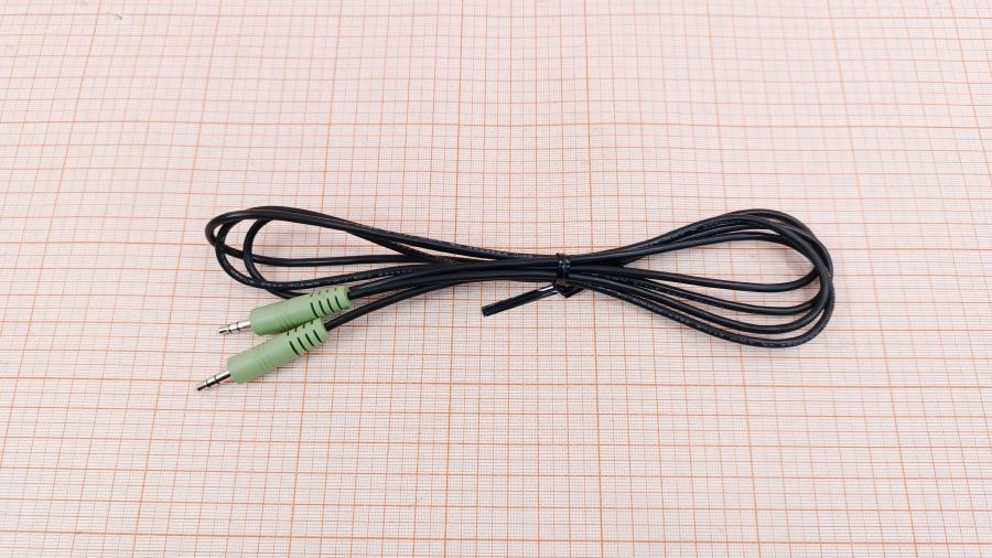 226-239-001 Кабель интерфейсный   MiniJack 3.5 - MiniJack 3.5 1.8m #1