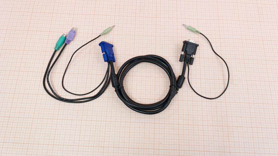 223-357-001 Кабель KVM D-LINK VGA + PS/2 + Audio 1.8M #1