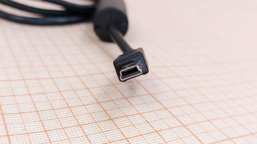 223-370-001 Кабель mini-usb  USB A (M) - Mini-USB (M) 1.5m 2FB #3