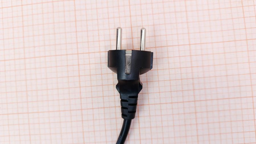 226-262-001 Кабель питания CEE7/7  CEE7/7 - IEC-C13 3G×1.0мм² 2M #2