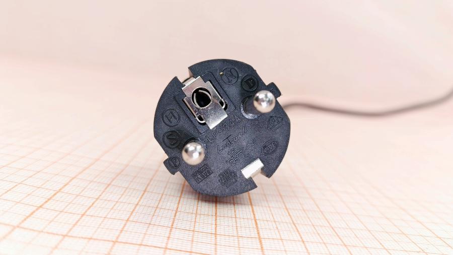 226-263-001 Кабель питания CEE7/7  CEE7/7 - IEC-C13 3G×1.0мм² 2.8M #3