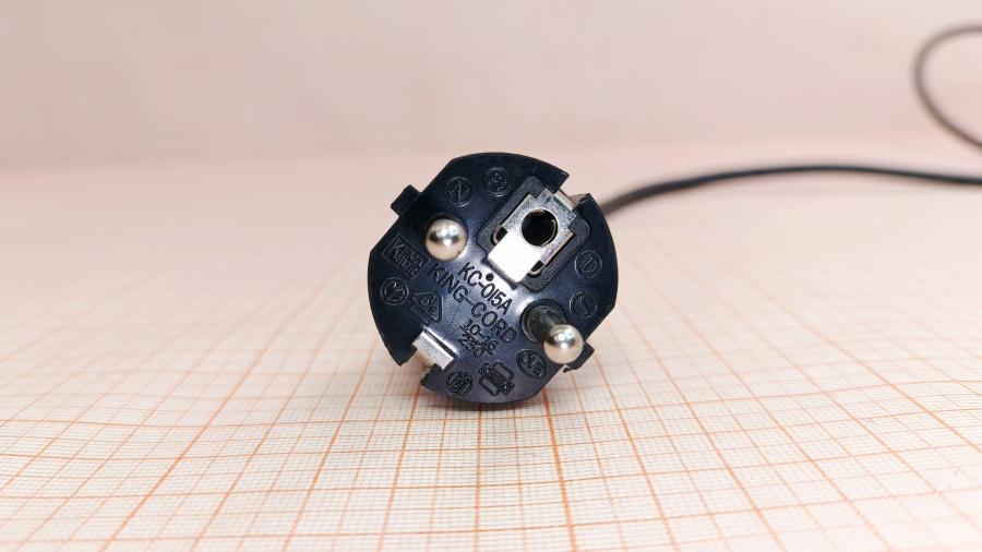 223-389-002 Кабель питания CEE7/7  CEE7/7 - IEC-C13 3G×1.0мм² 2M #3