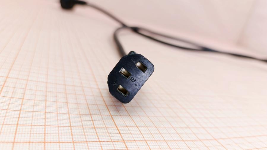 223-392-002 Кабель питания CEE7/7  CEE7/7 - IEC-C13 3G×0.75мм² 1.8M #5