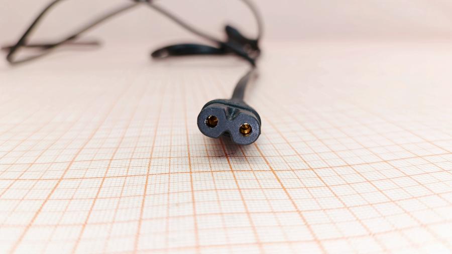 218-274-001 Кабель питания CEE 7/16  CEE7/16 - IEC-C7 2G×0.75мм² 1.8M #5