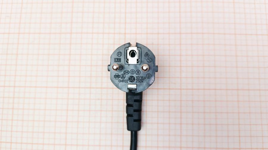 223-391-002 Кабель питания CEE7/7  CEE7/7 Угловой - IEC-C13 3G×0.75мм² 1.8M #3