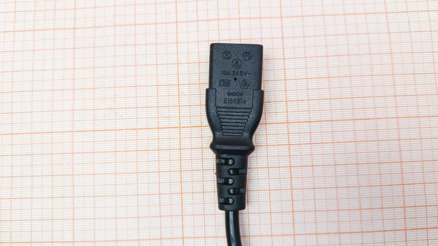 223-391-002 Кабель питания CEE7/7  CEE7/7 Угловой - IEC-C13 3G×0.75мм² 1.8M #4