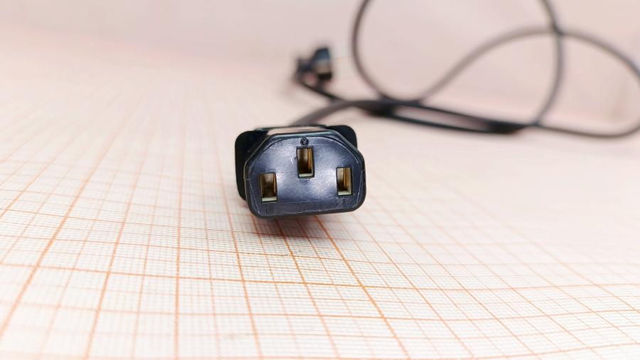 219-354-001 Кабель питания CEE7/7  CEE7/7 Угловой - IEC-C13 3G×0.75мм² 1.5M #5