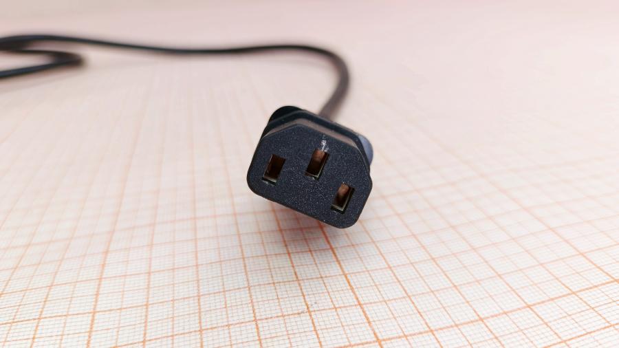 226-269-001 Кабель питания CEE7/7  CEE7/7 Угловой - IEC-C13 3G×0.75мм² 1.8M #5